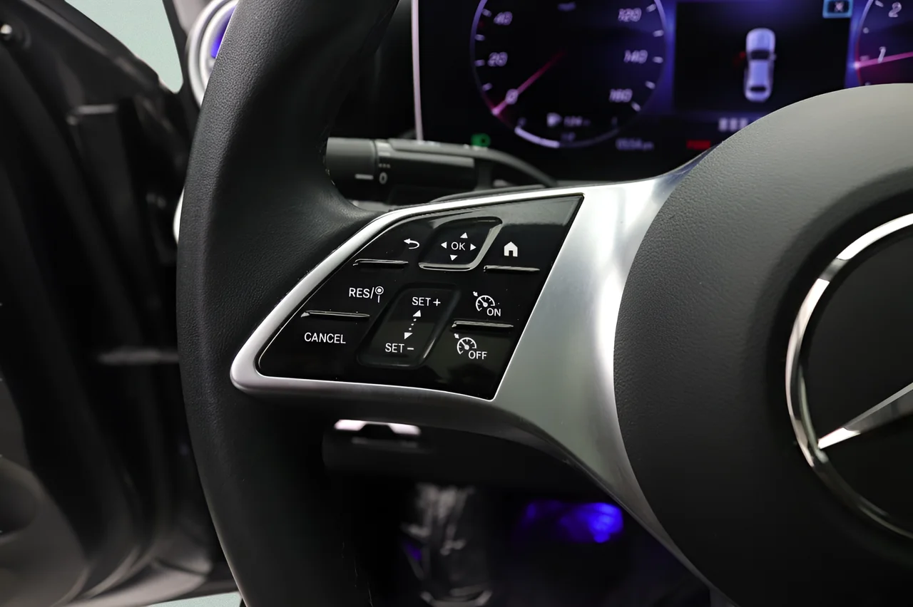 2023 Mercedes-Benz C-Class Sedan C 300 - Photo 10