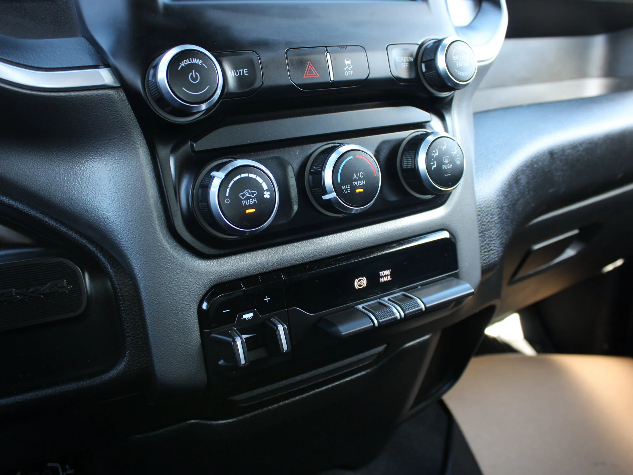 Certified Used 2022 Black RAM Big Horn * Cummins Diesel | Apple CarPlay | Remote Start | Protection Group | Backup Camera image 21