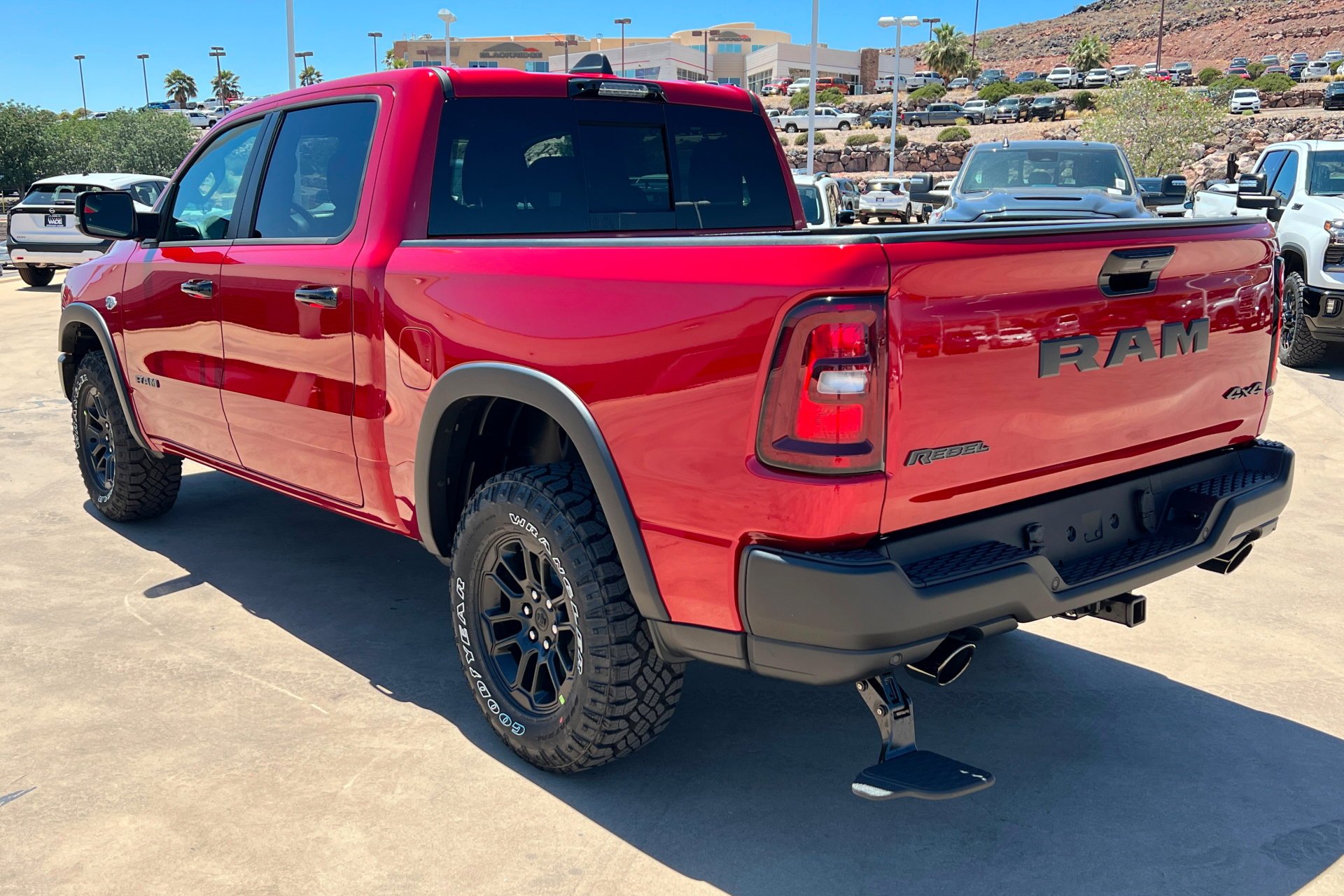 New 2026 Molten Red Pearl-Coat Exterior Paint RAM Rebel image 3