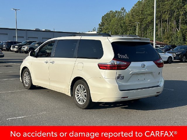 Used 2015 White Toyota XLE Premium image 3