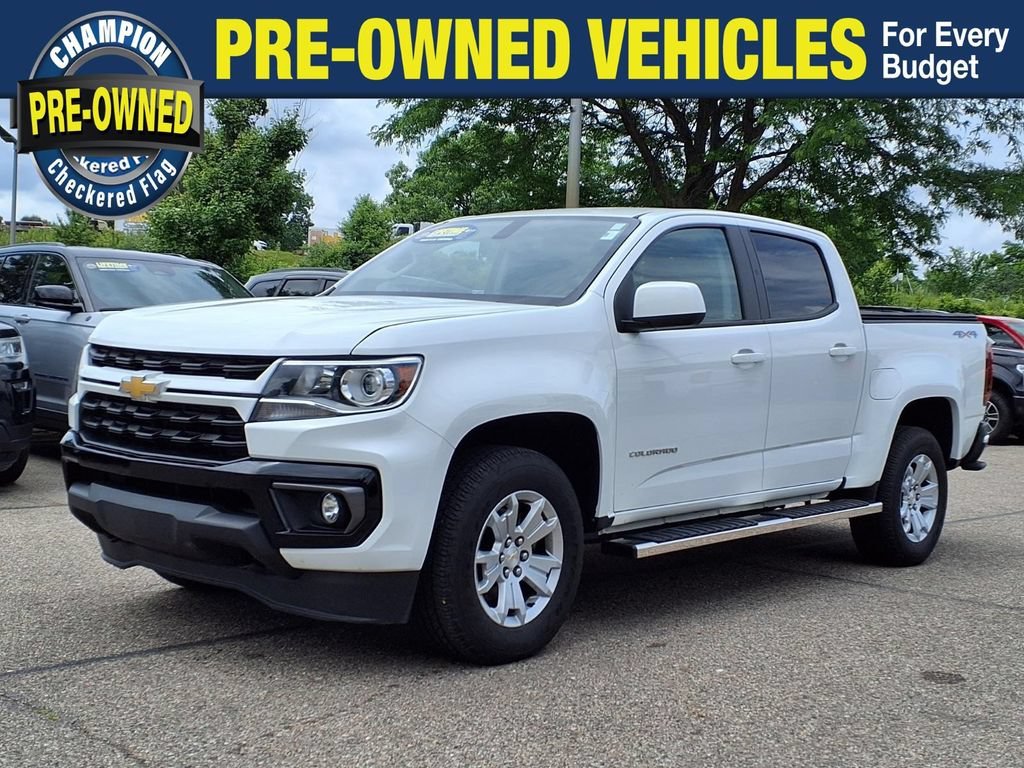 Used 2021 SUMMIT WHITE Chevrolet 4WD LT image 1