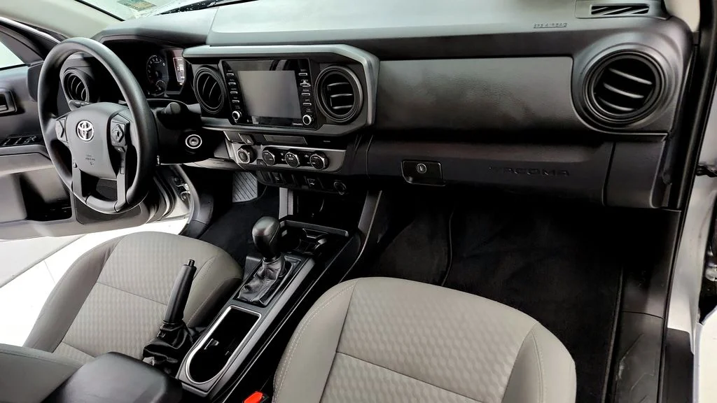 2022 Toyota Tacoma SR - Photo 16