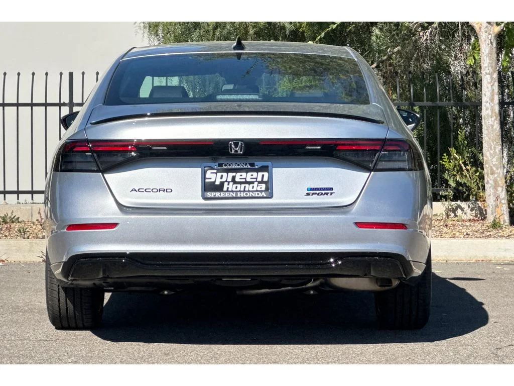 New 2026 Solar Silver Metallic Honda Sport-L image 5
