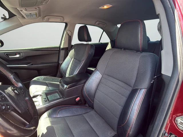 Used 2016 Red Toyota SE image 10