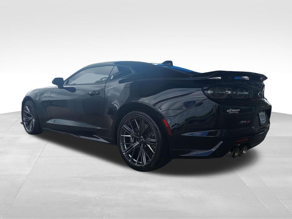 Used 2022 Black Chevrolet ZL1 image 3