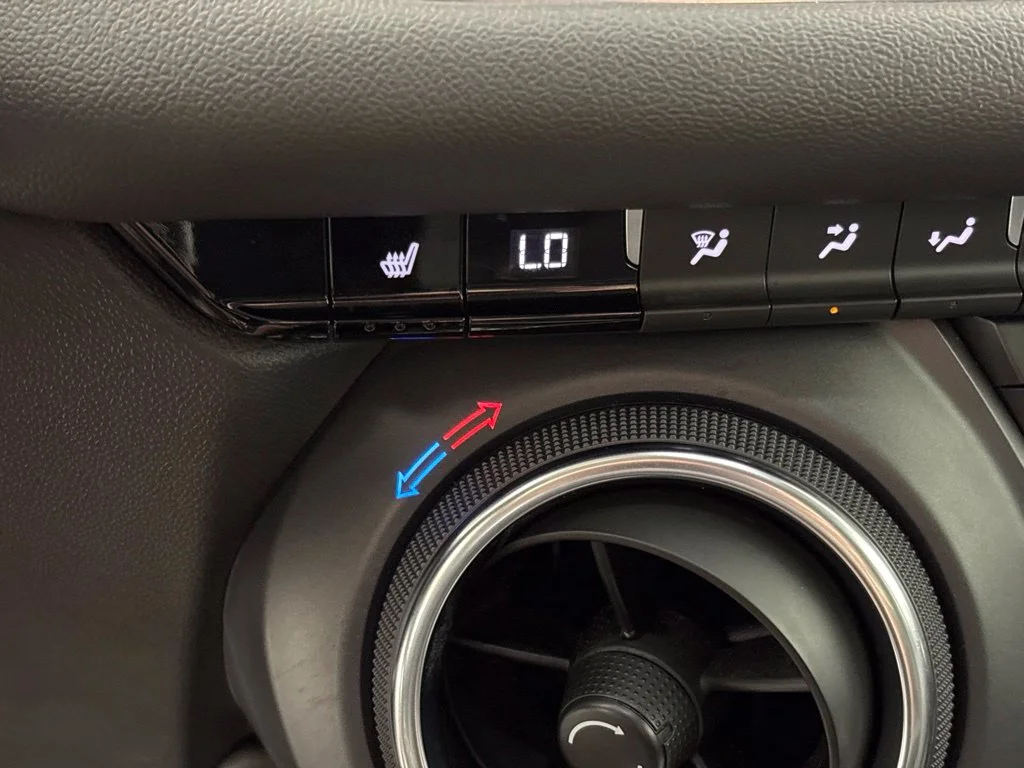 Used 2025 Black Chevrolet LT image 35