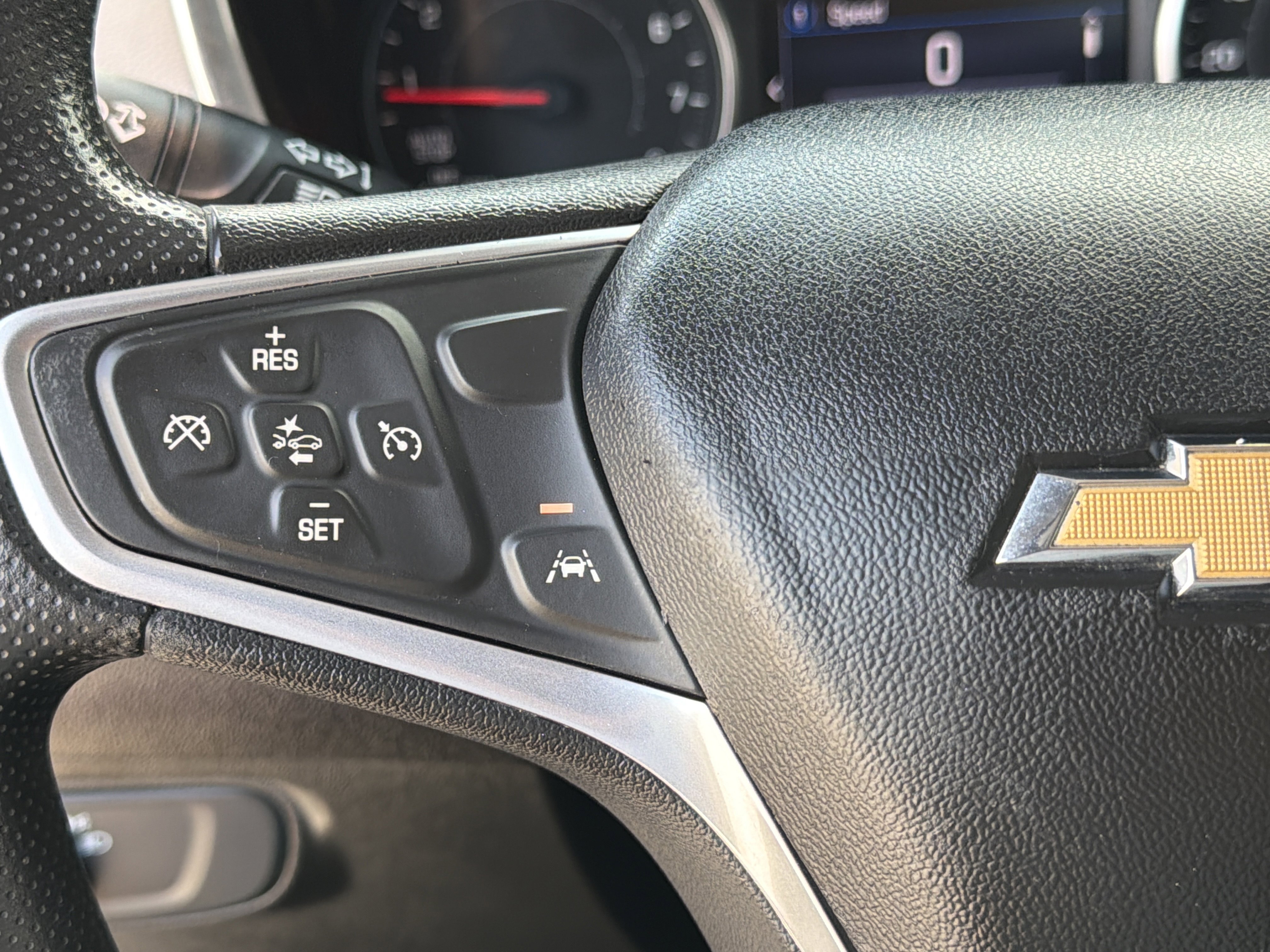 Used 2020 Nightfall Gray Metallic Chevrolet LT image 25