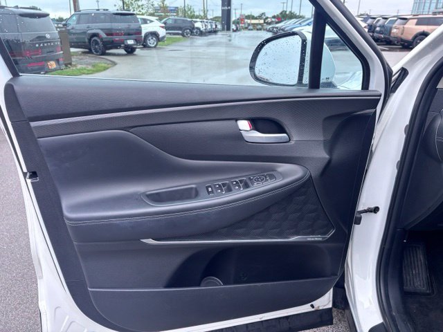 Used 2023 White Hyundai SEL image 15
