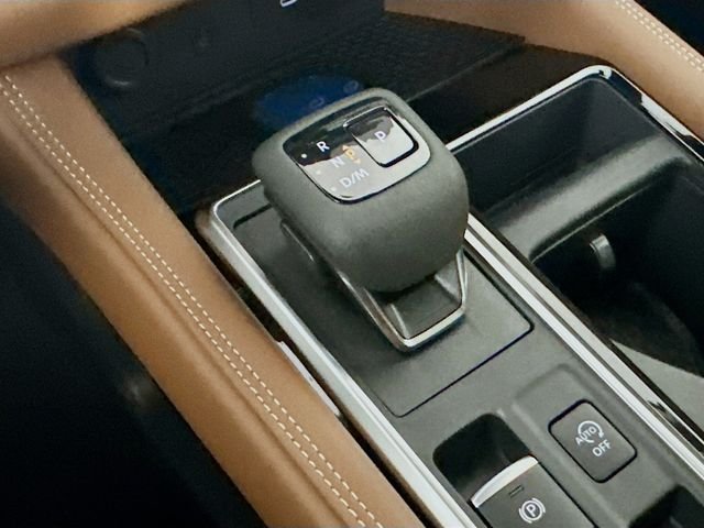 New 2026 Super Black Nissan Platinum image 16
