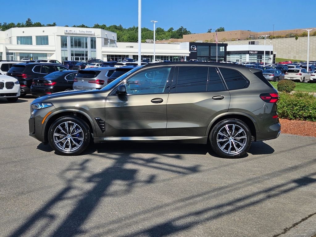 Used 2026 Manhattan Green Metallic BMW xDrive40i image 4