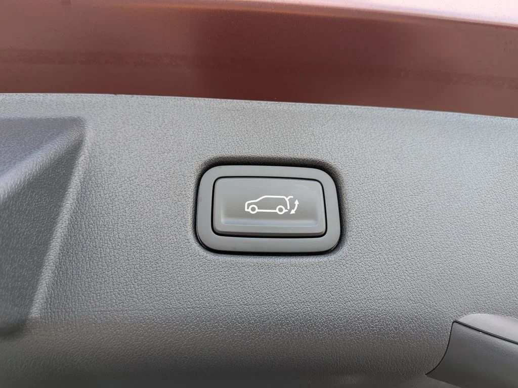 New 2027 Magma Red Matte Kia X-Line S image 50