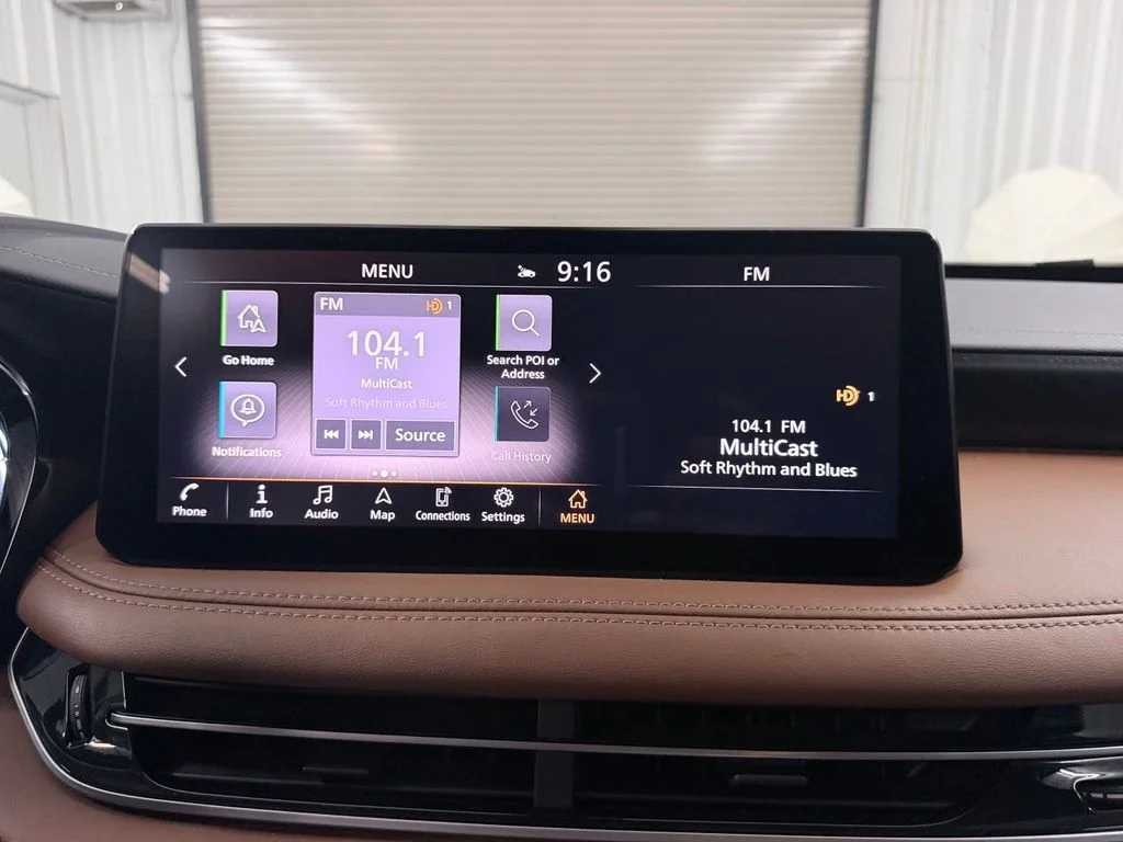 Used 2024 Blue INFINITI Sensory image 18