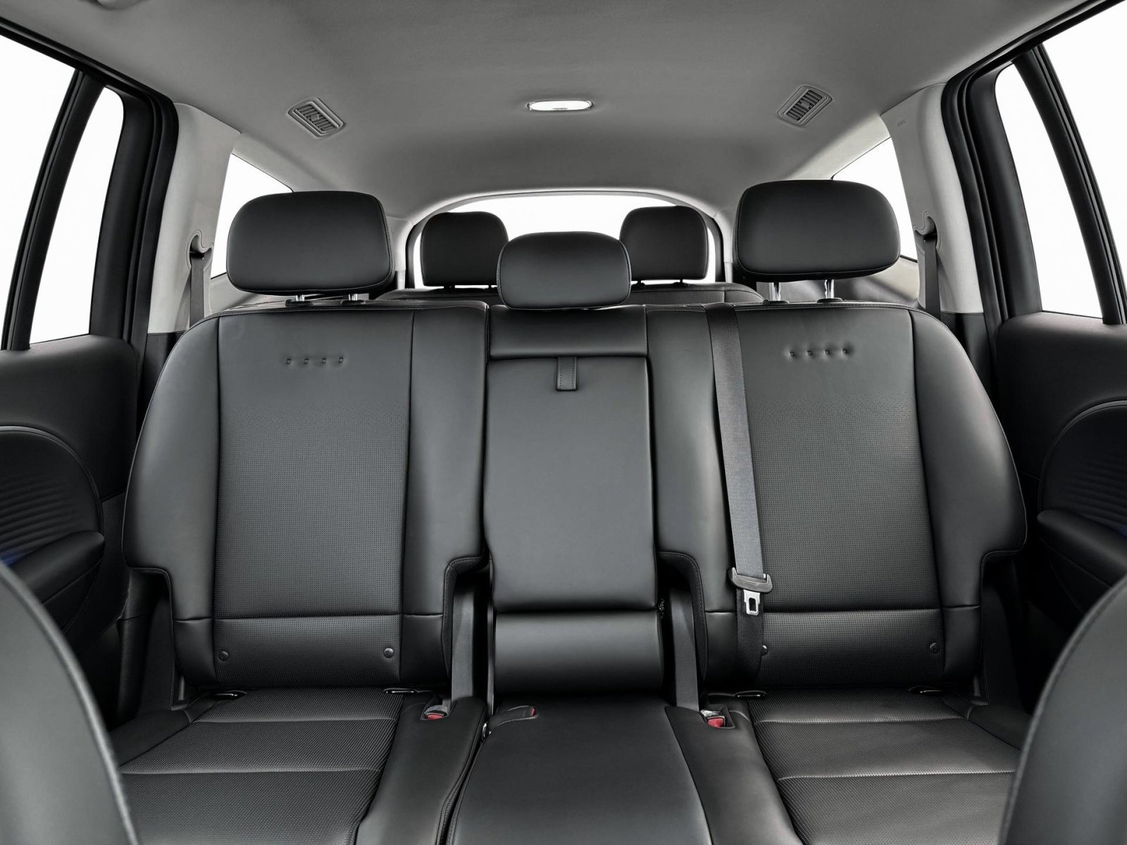 New 2026 Snow White Pearl Hyundai SEL image 16