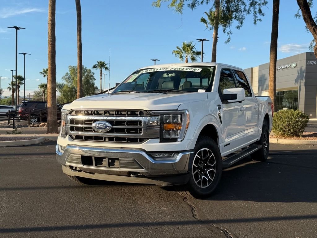 Used 2022 White Ford Lariat image 1