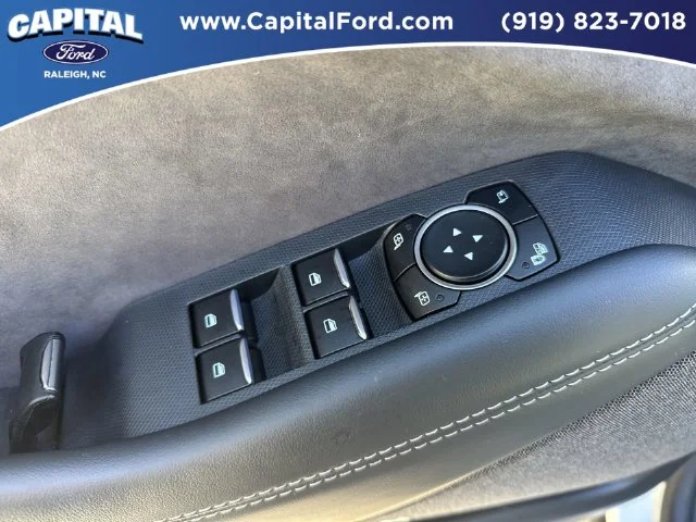 Used 2023 White Ford GT image 21