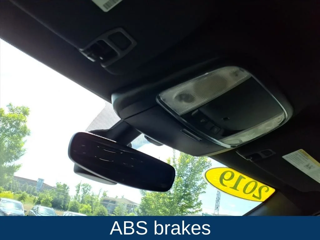 Used 2019  Dodge SXT Plus image 16