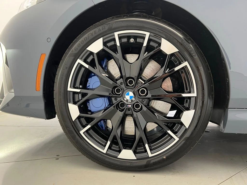 2025 BMW 2 Series M235 - Photo 22