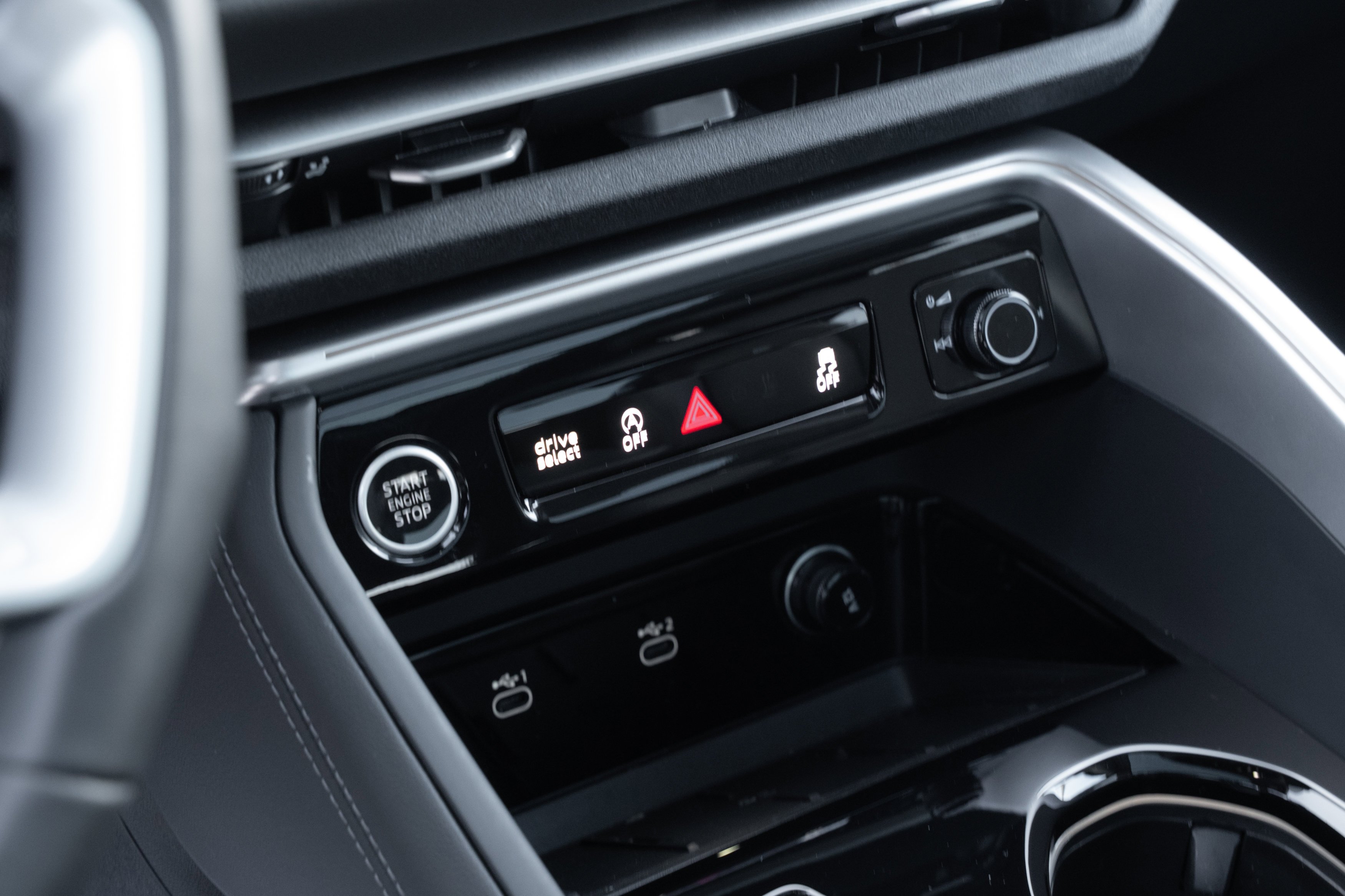 2025 Audi Q5 Premium - Photo 14