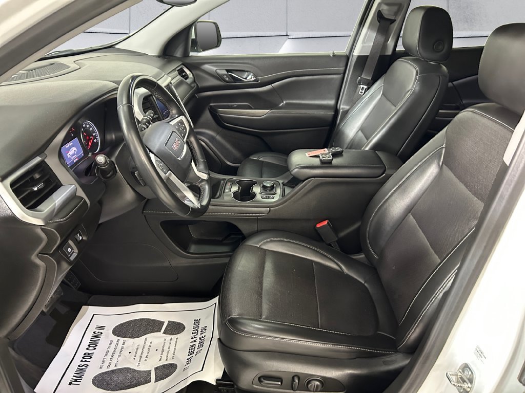 Used 2023 White GMC SLT image 7
