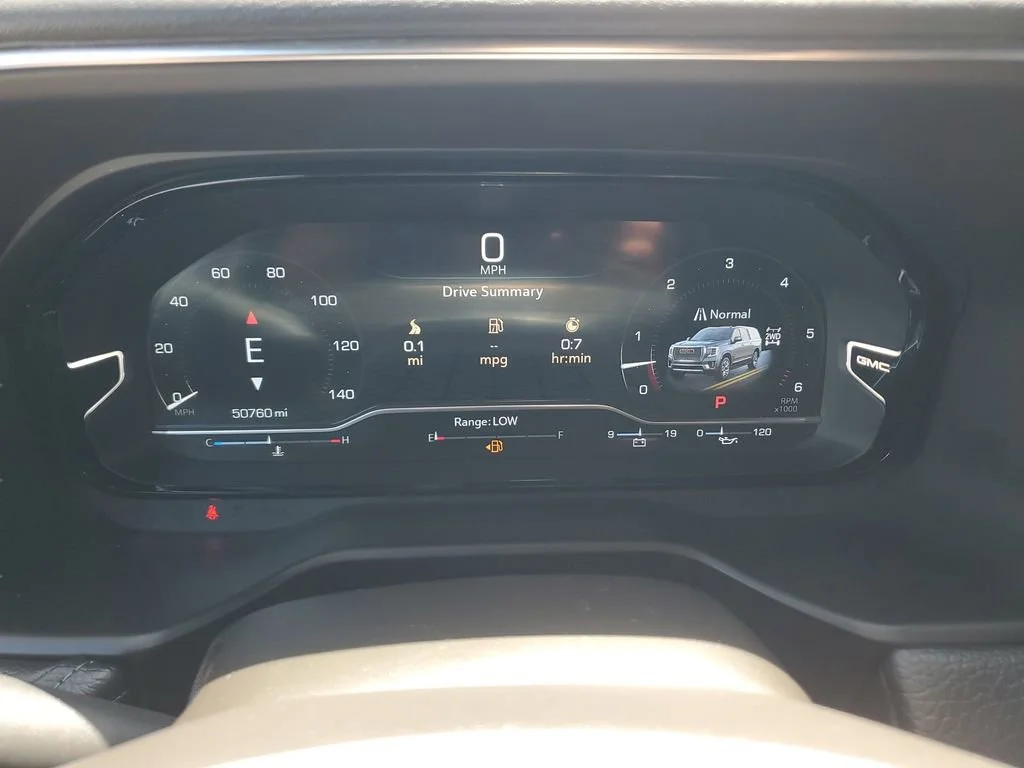 Used 2024 Onyx Black GMC Denali image 22