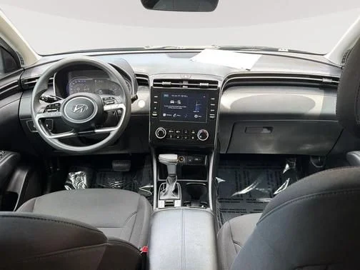 Used 2023 Black Hyundai SEL image 10