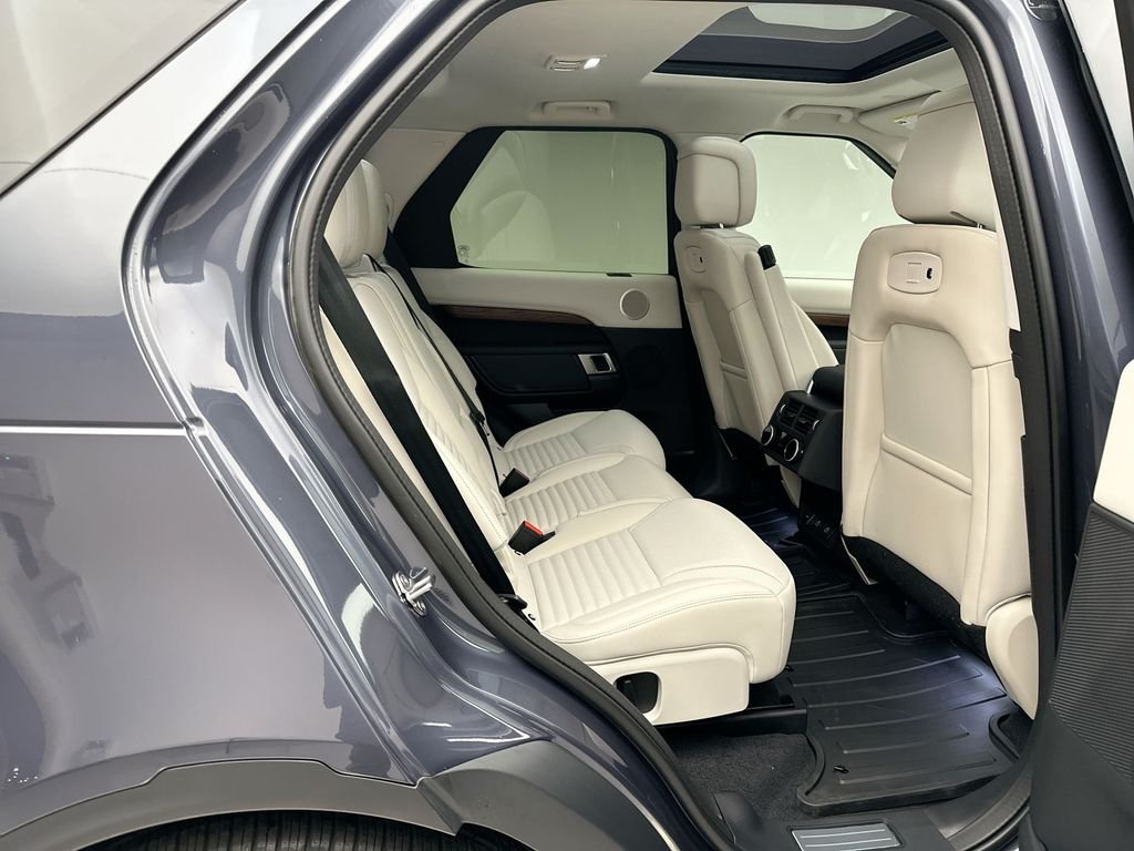 Used 2025 Varesine Blue Metallic Land Rover S image 4
