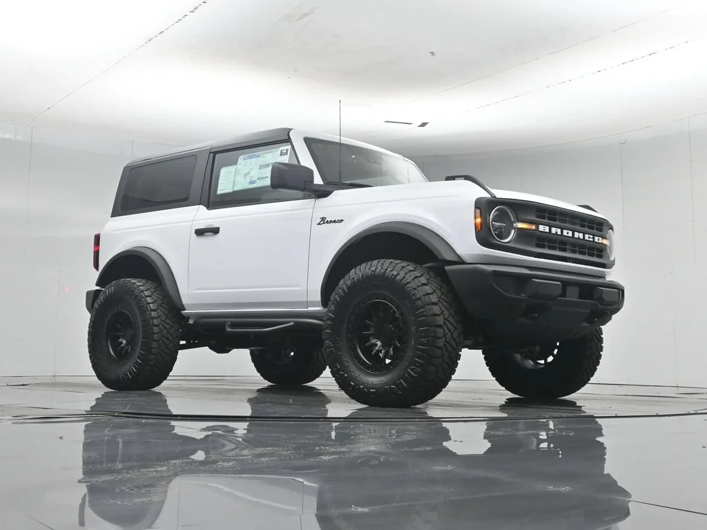 New 2026 Oxford White Ford Base image 3