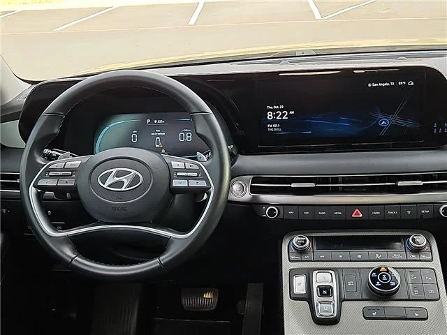 Used 2024 Gray Hyundai XRT All-Wheel Drive image 9