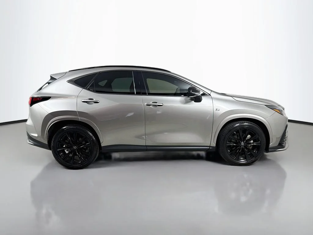 Used 2022 Silver Lexus 350 F SPORT Handling image 27