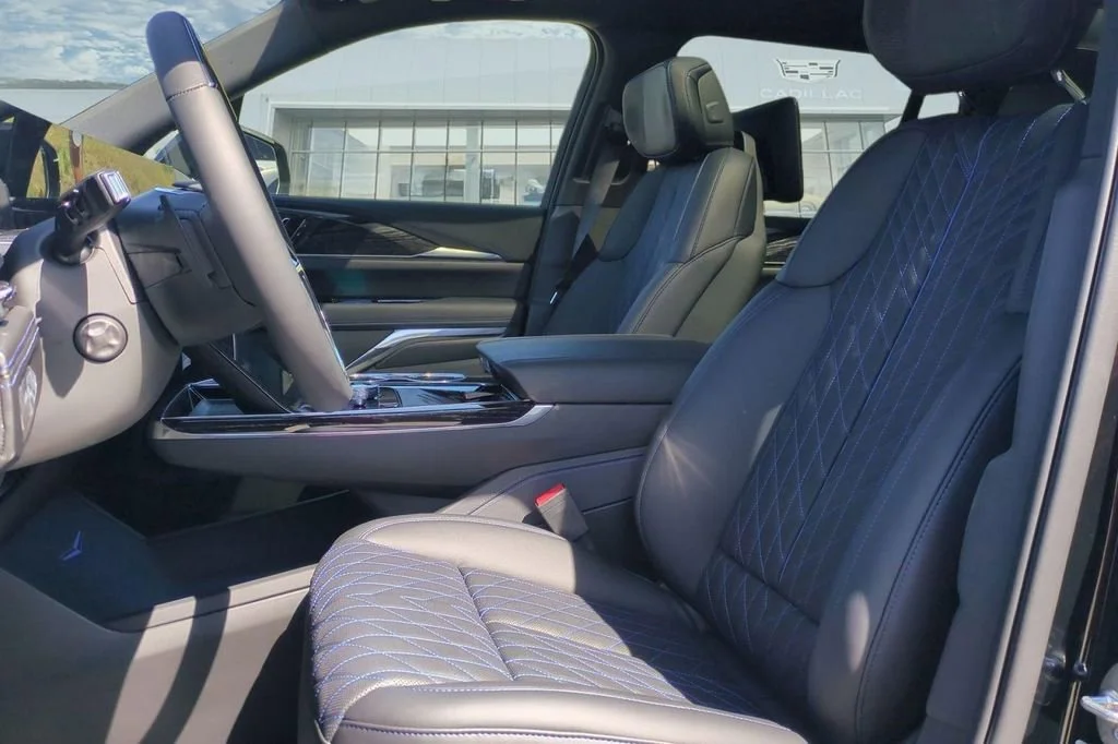 2026 Cadillac Escalade IQL Sport - Photo 11