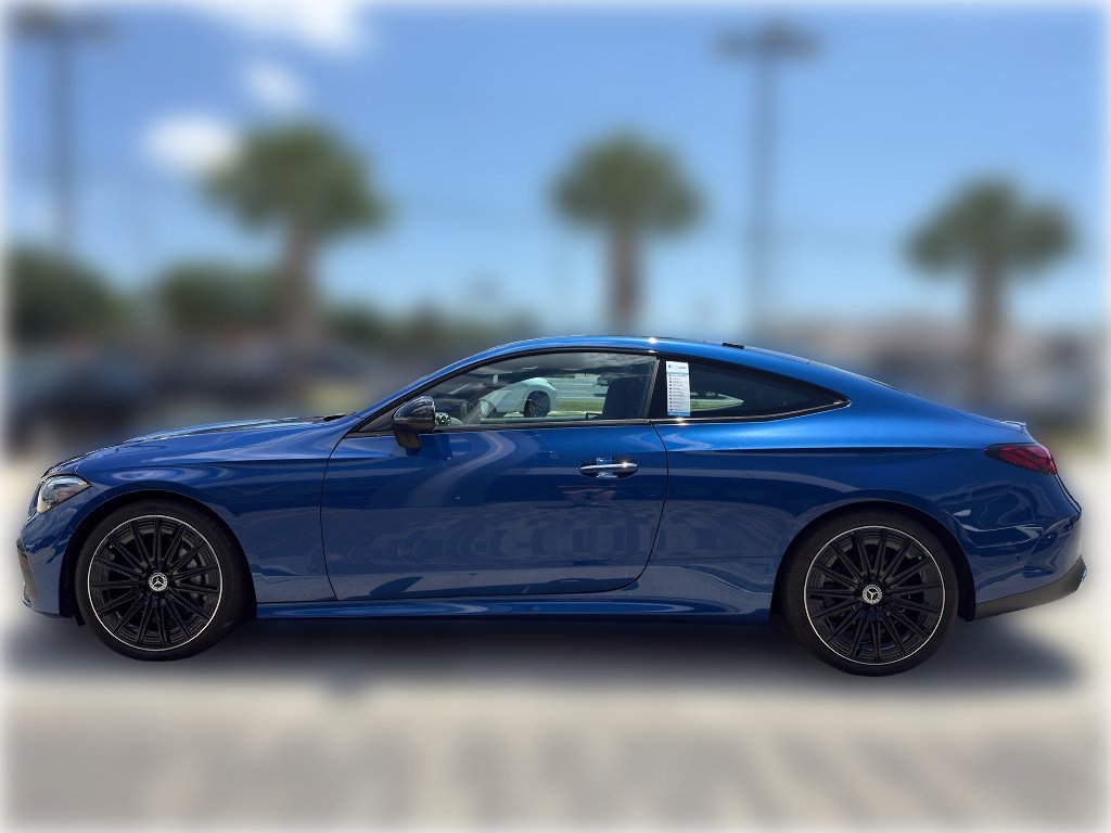 Used 2025  Mercedes-Benz CLE 300 4MATIC® image 5