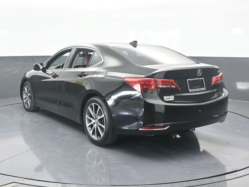 Used 2017 Black Acura V6 image 4