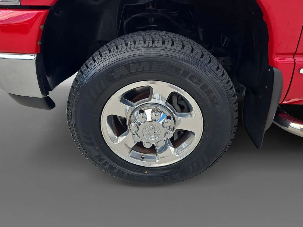 Used 2008 Flame Red Clearcoat Dodge SXT image 9