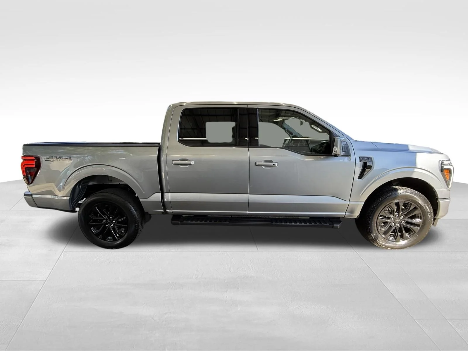 Used 2026 Silver Ford Lariat image 4