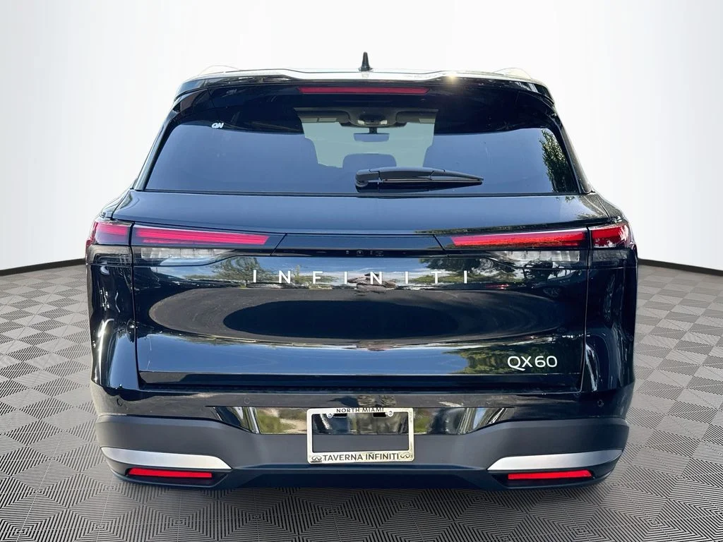 New 2027 MINERAL BLACK INFINITI Luxe FWD image 6