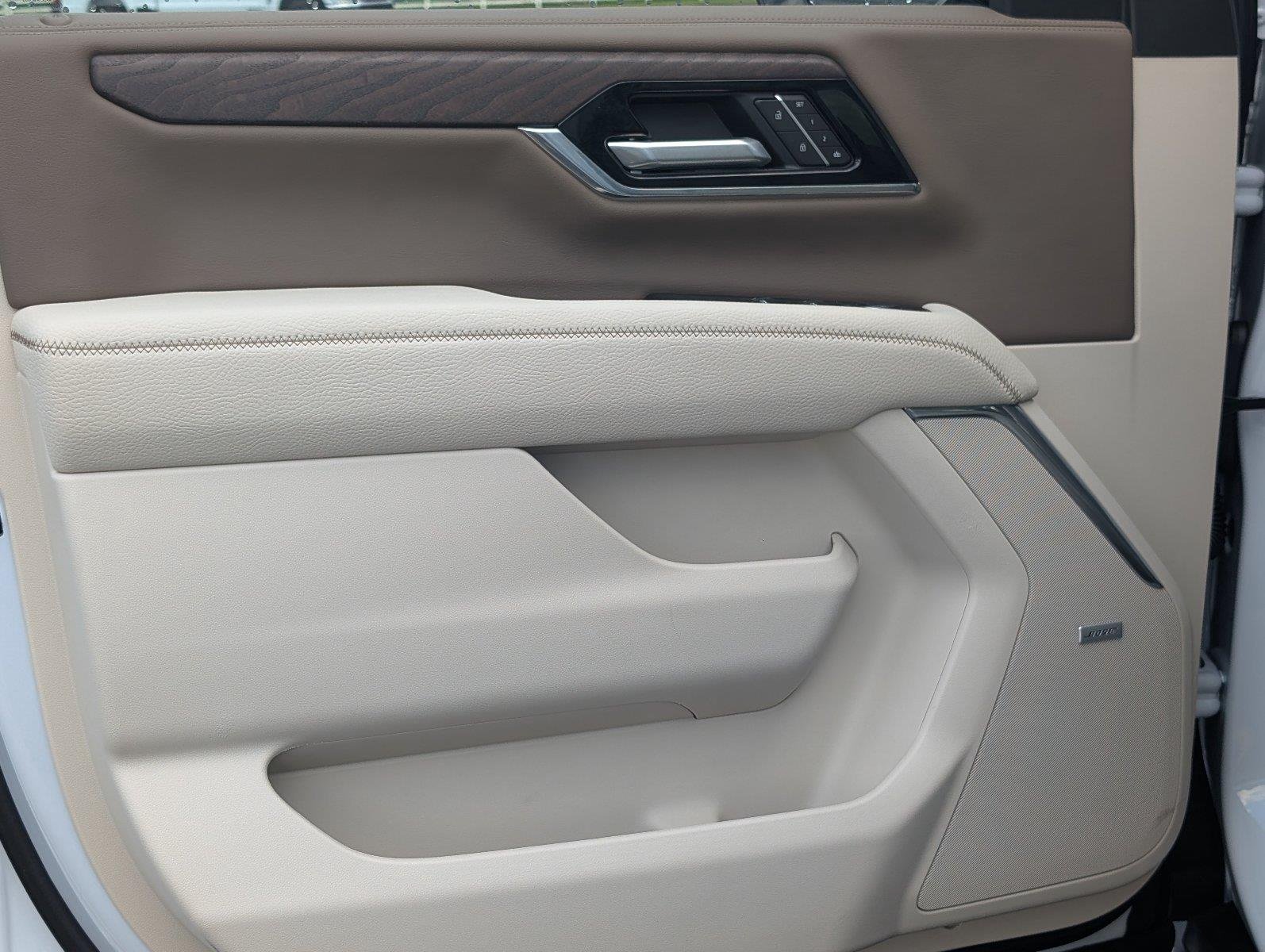 New 2026 Glacier White Tricoat GMC Denali image 12