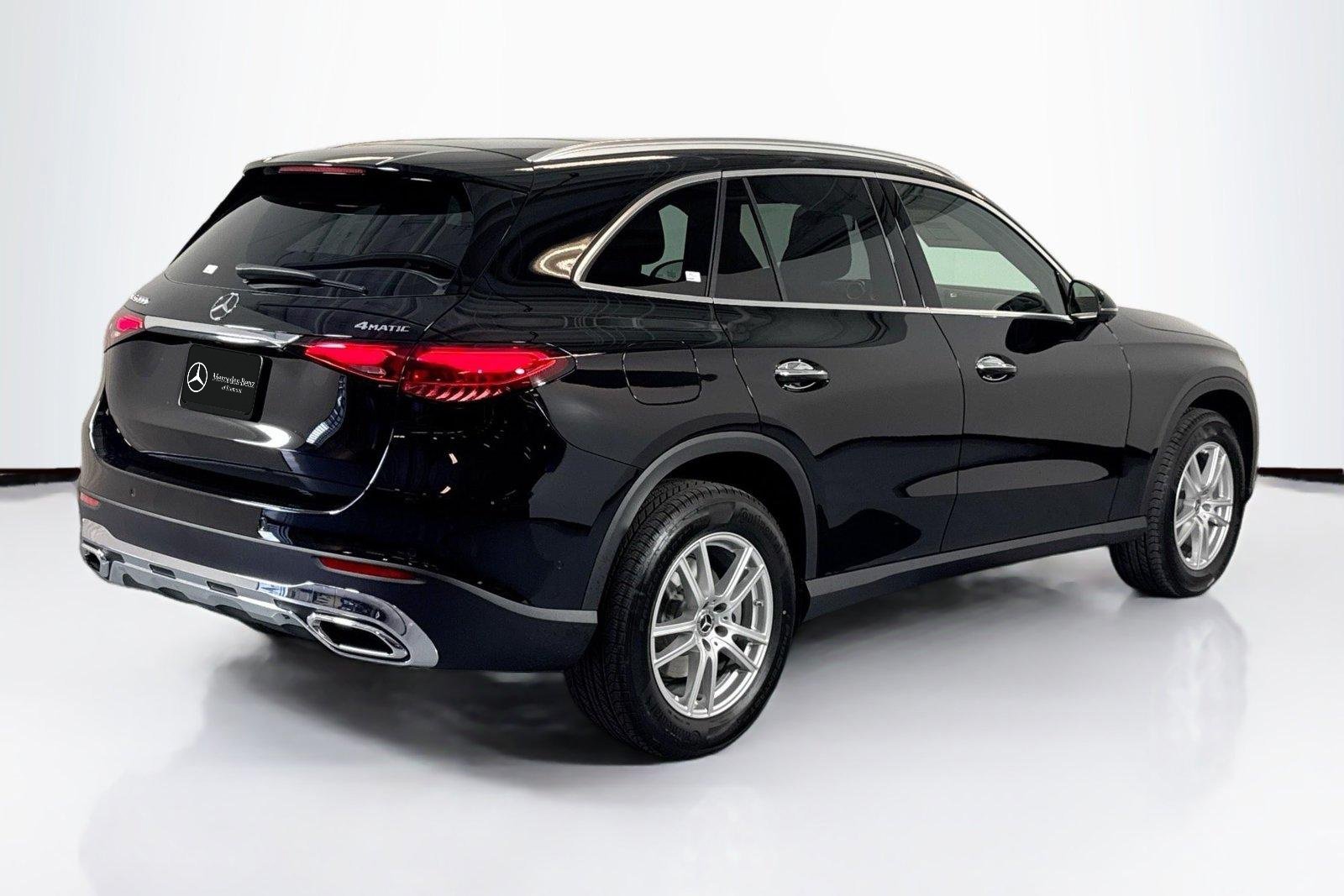 New 2026 Black Mercedes-Benz GLC 300 image 5