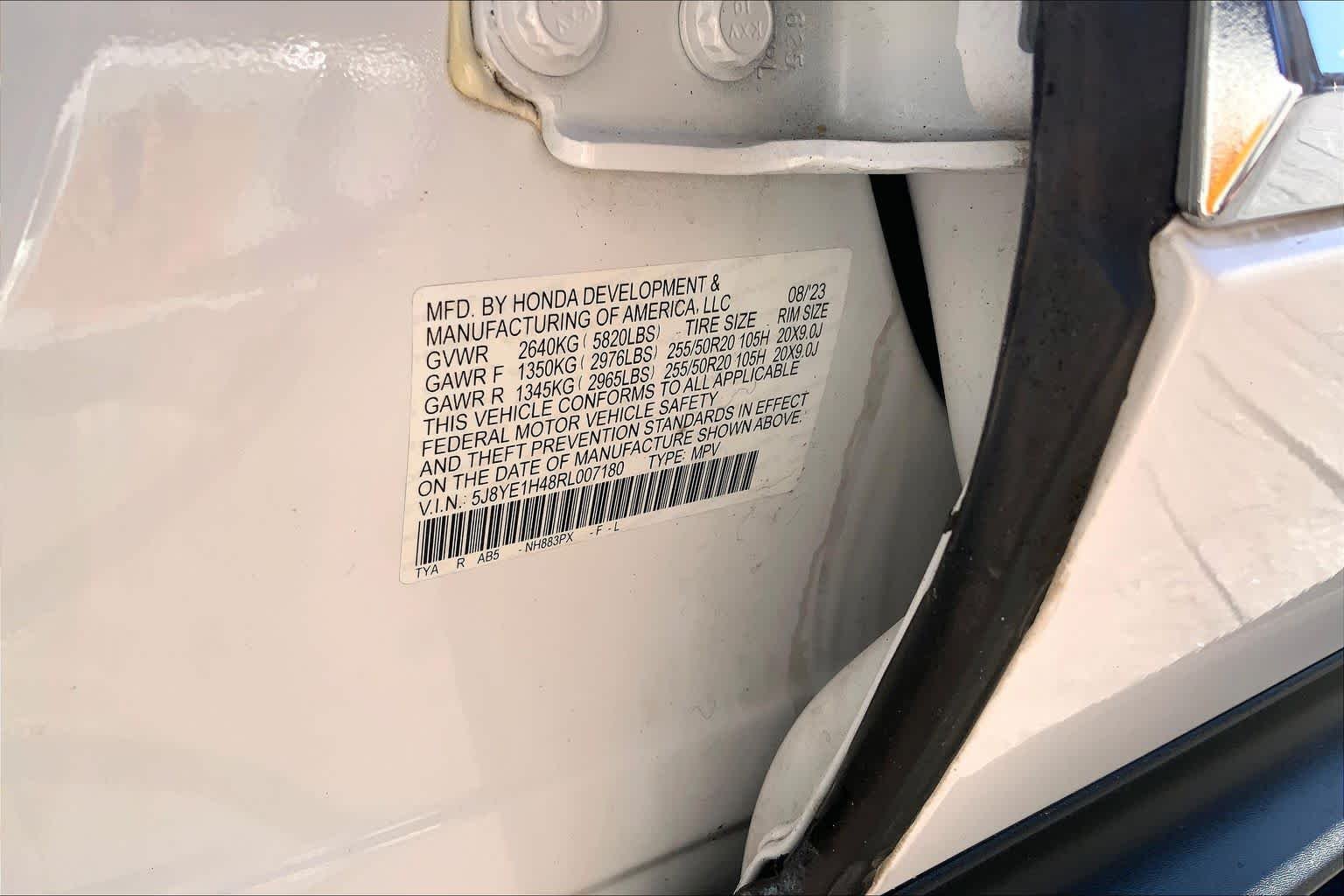 Used 2024 Platinum White Pearl Acura w/Technology Package image 34