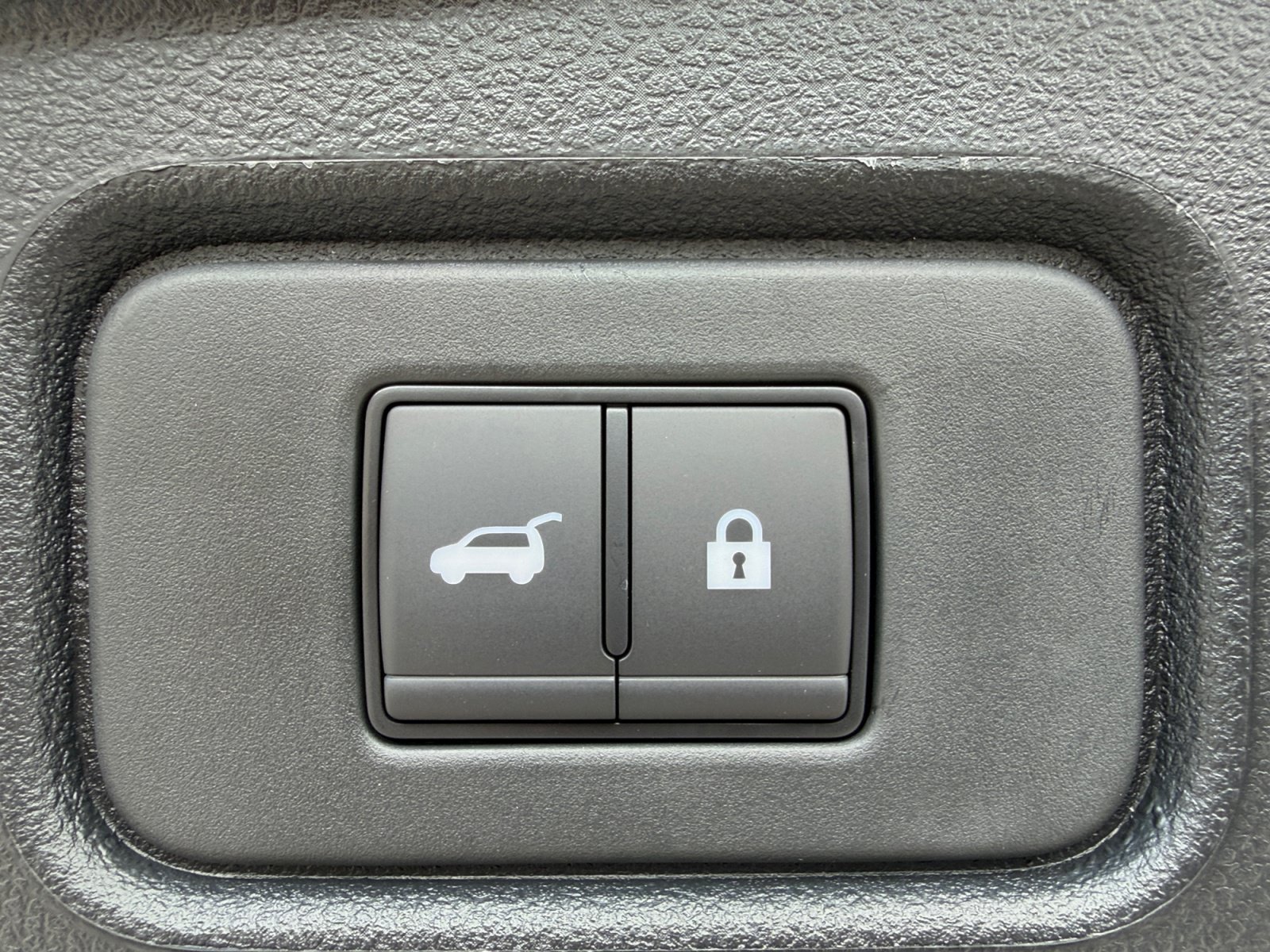 New 2026 Everest White Pearl Tricoat Nissan Platinum image 35