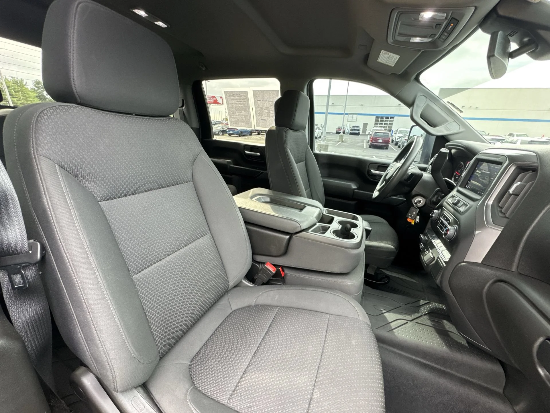 2023 Chevrolet Silverado 2500HD Custom - Photo 23