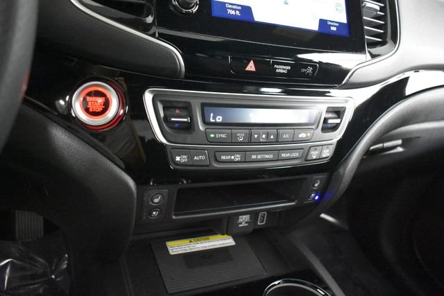 Used 2023  Honda Elite image 40