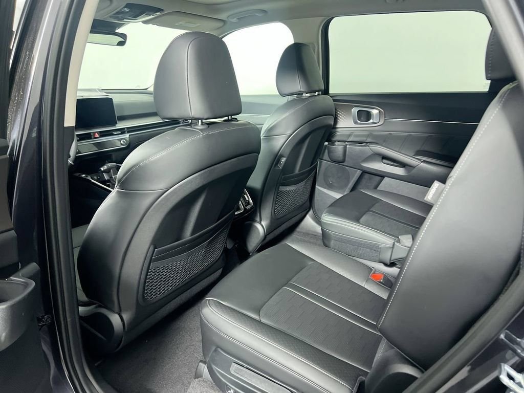 2026 Kia Sorento EX - Photo 28