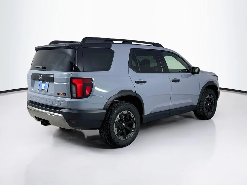 New 2026 Sonic Gray Pearl Honda TrailSport Elite image 8