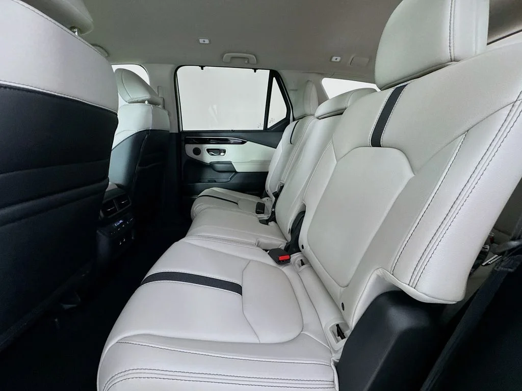 New 2026 Platinum White Pearl Honda EX-L image 33