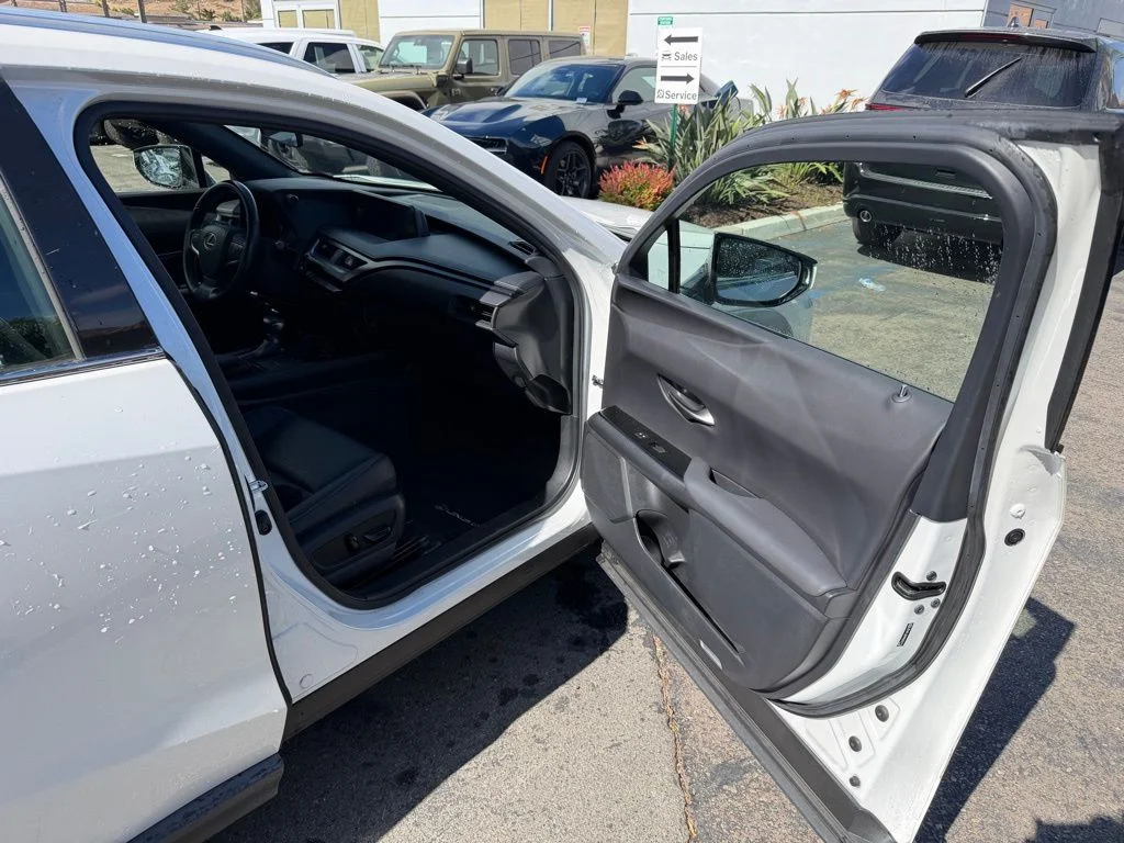 Used 2022 White Lexus 250h Base image 14