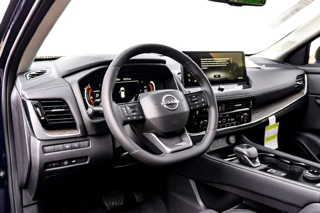 New 2026 Blue Nissan Platinum image 11