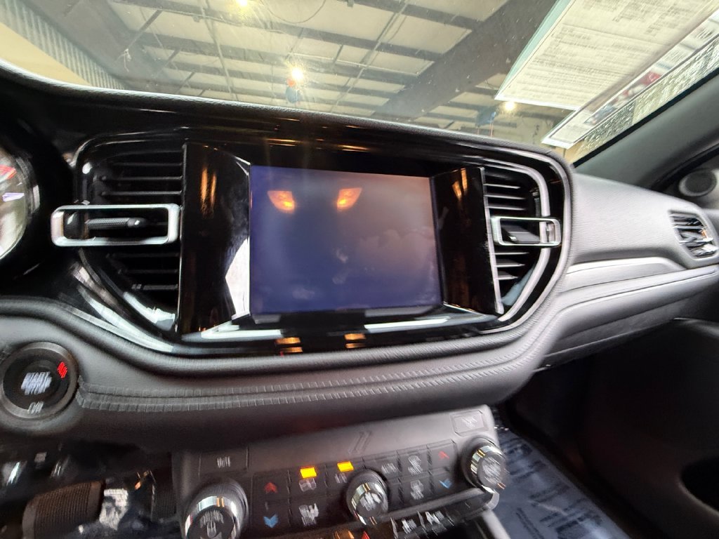 Used 2023 Black Dodge SXT image 21
