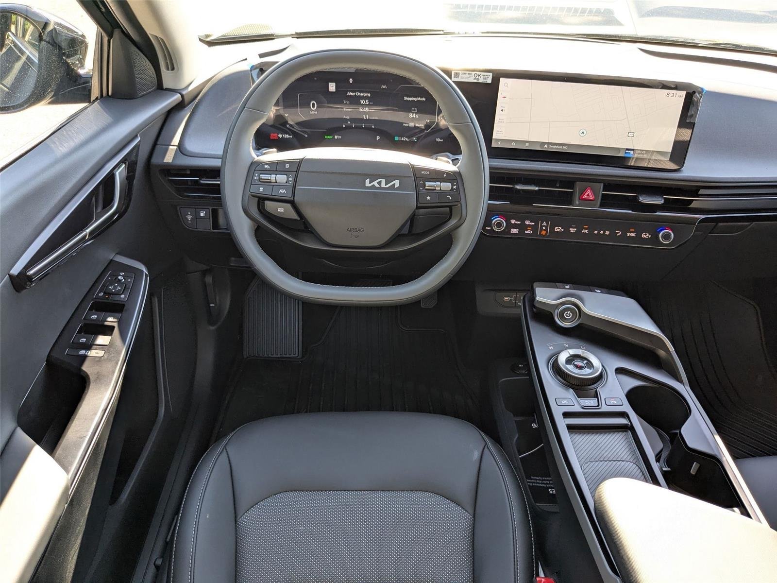 New 2025 Ebony Black Kia Light Long Range image 30