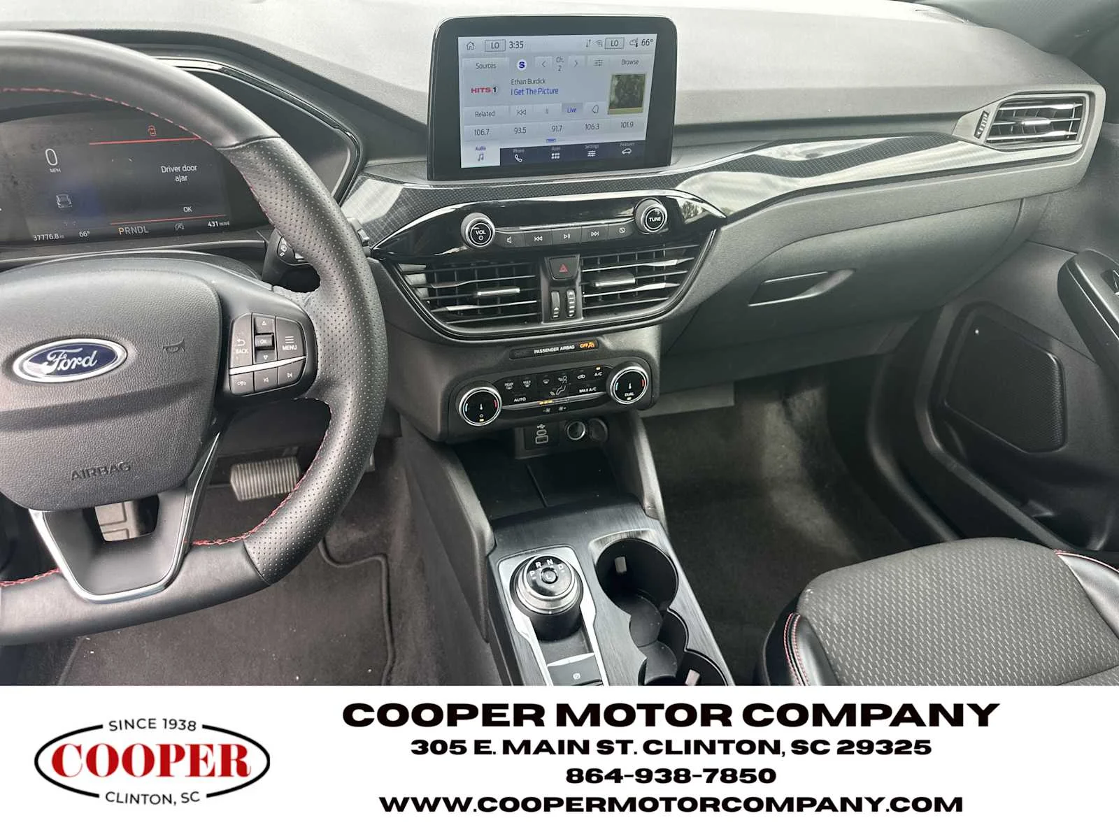 Used 2025 Agate Black Metallic Ford ST-Line image 24