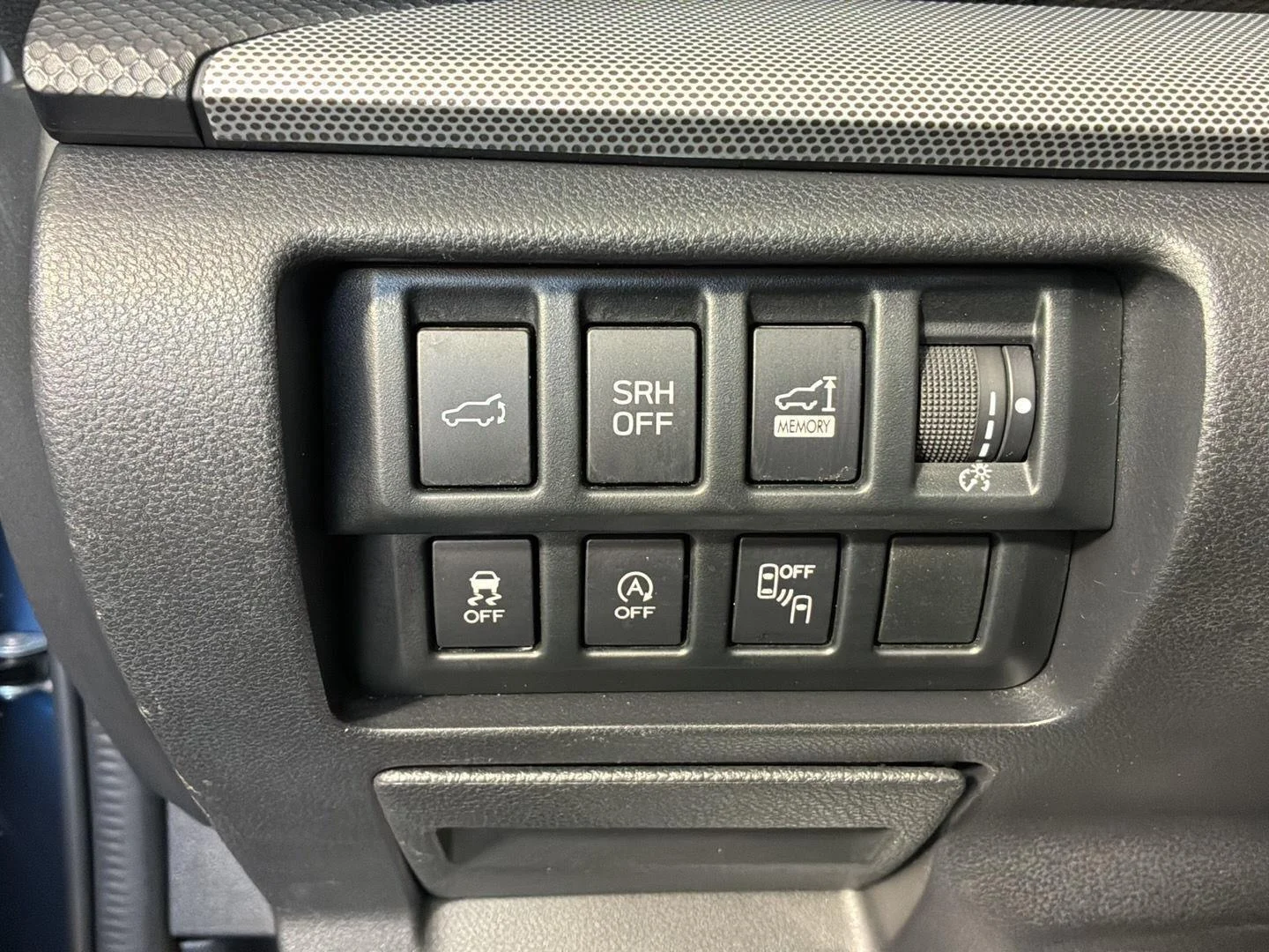 Used 2019 Horizon Blue Pearl Subaru Limited image 26